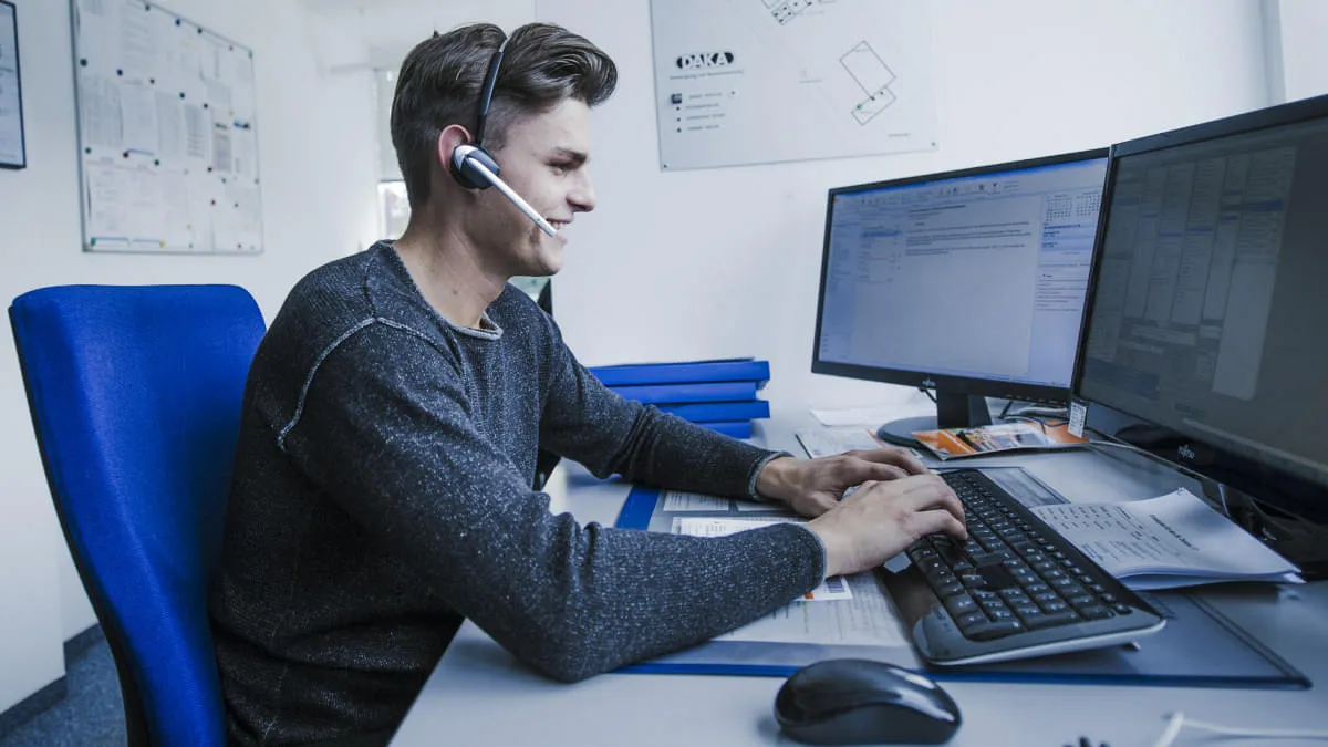 SACHBEARBEITER LABOR (m/w/d)