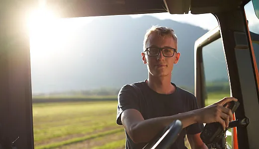 FAHRER für KEHRMASCHINE (m/w/d)